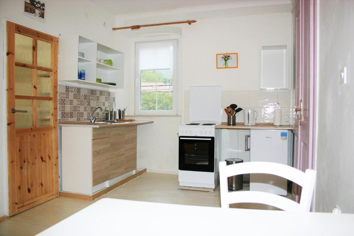 Nerezine Apartmany Centrum Ngoại thất bức ảnh