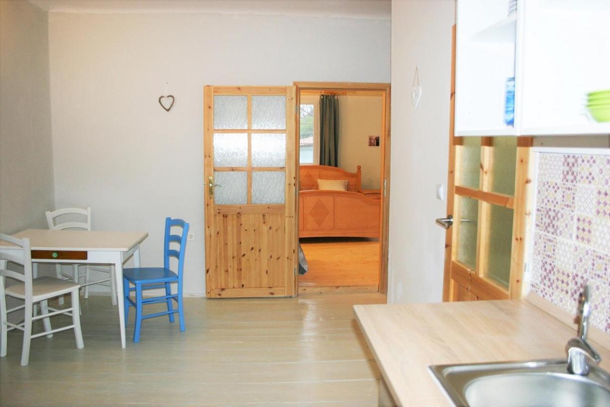 Nerezine Apartmany Centrum Ngoại thất bức ảnh