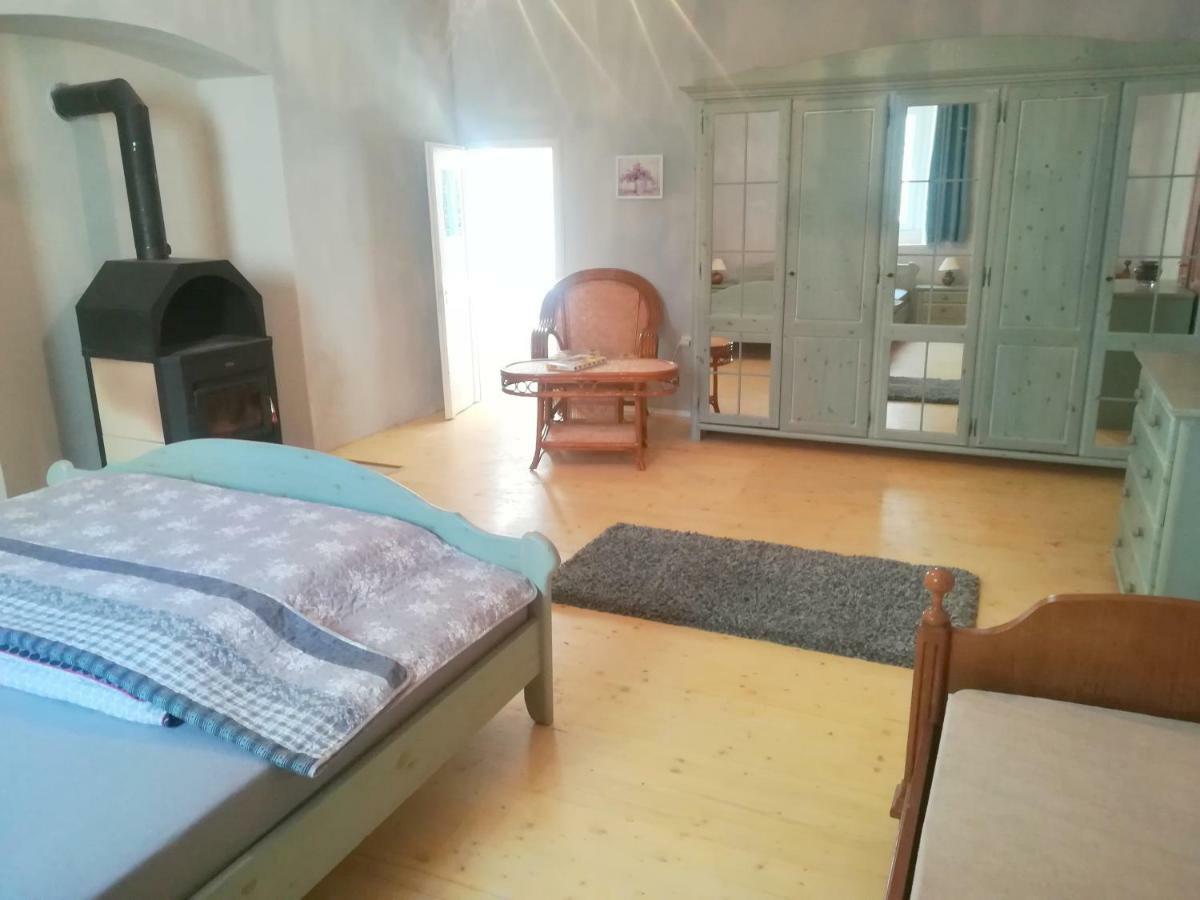 Nerezine Apartmany Centrum Ngoại thất bức ảnh