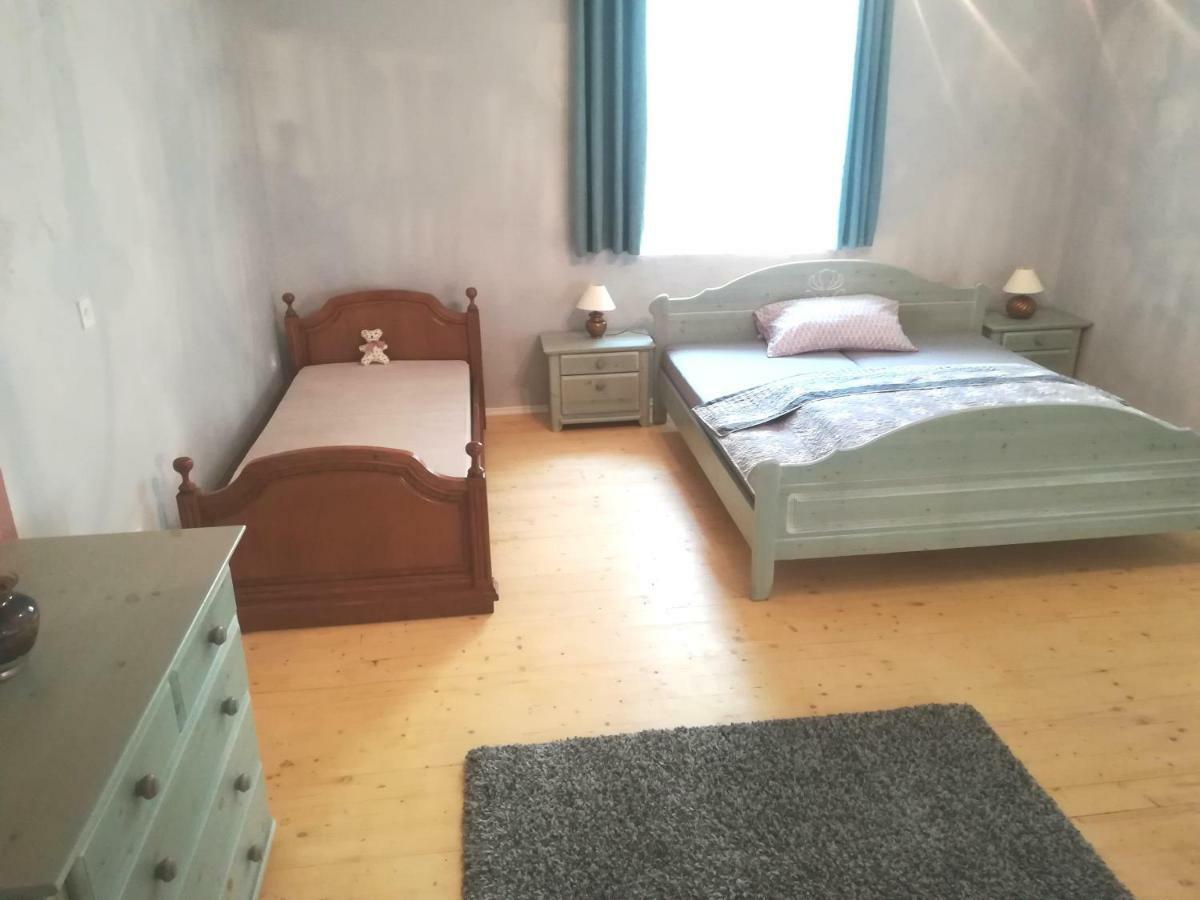 Nerezine Apartmany Centrum Ngoại thất bức ảnh