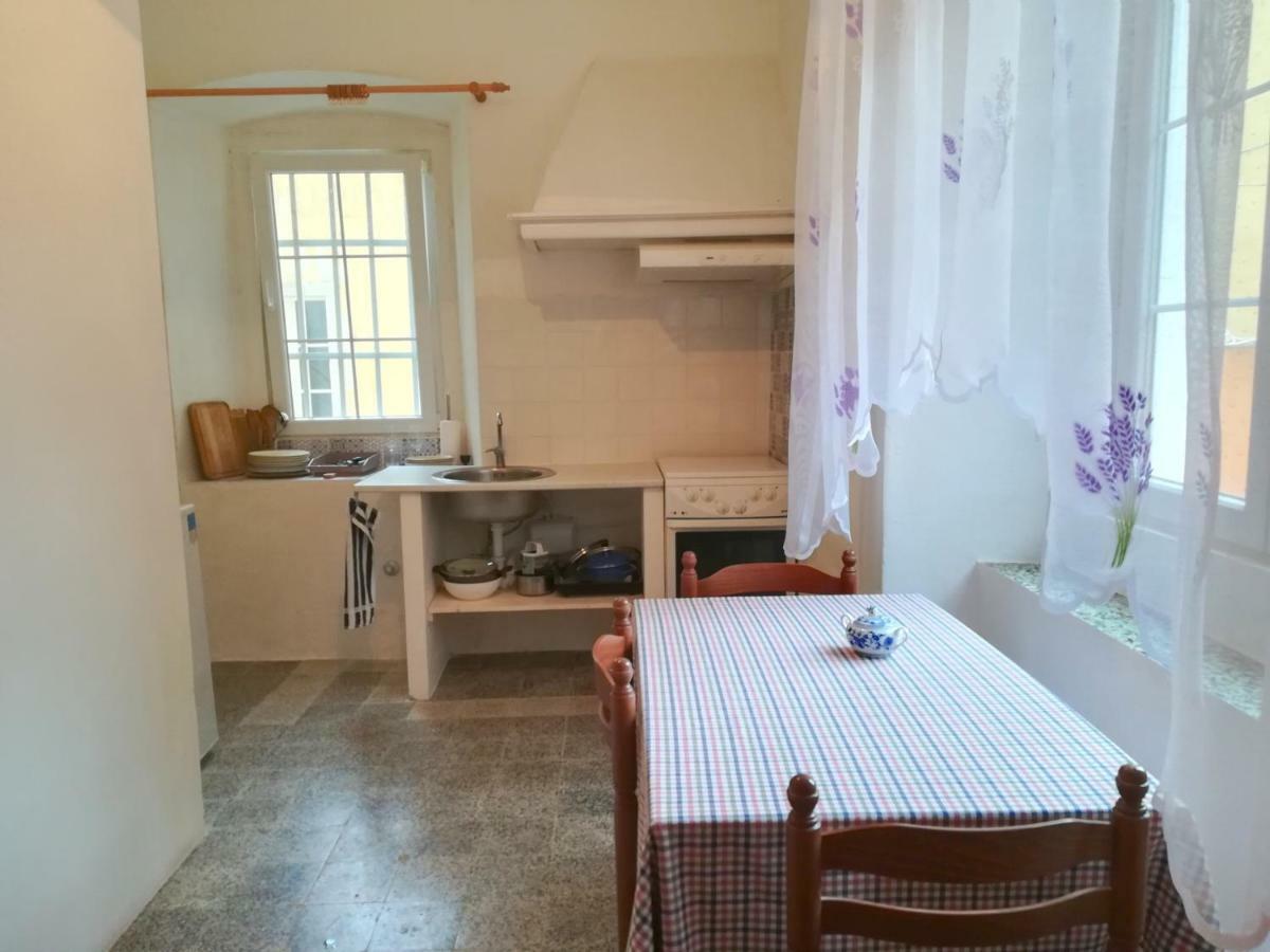 Nerezine Apartmany Centrum Ngoại thất bức ảnh